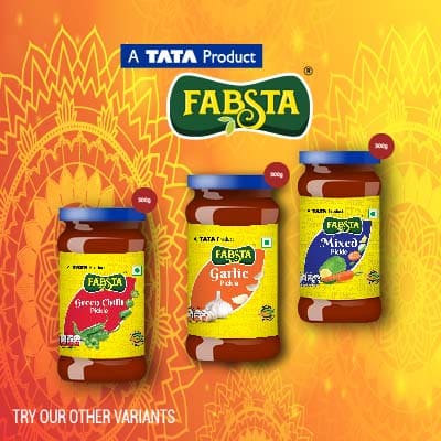 Fabsta Green Chilly Pickle Bottle 300 Gm