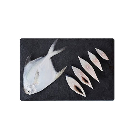 Sea Water Silver Pomfret Cleaned, 4 To 5 Pcs 1 Kg