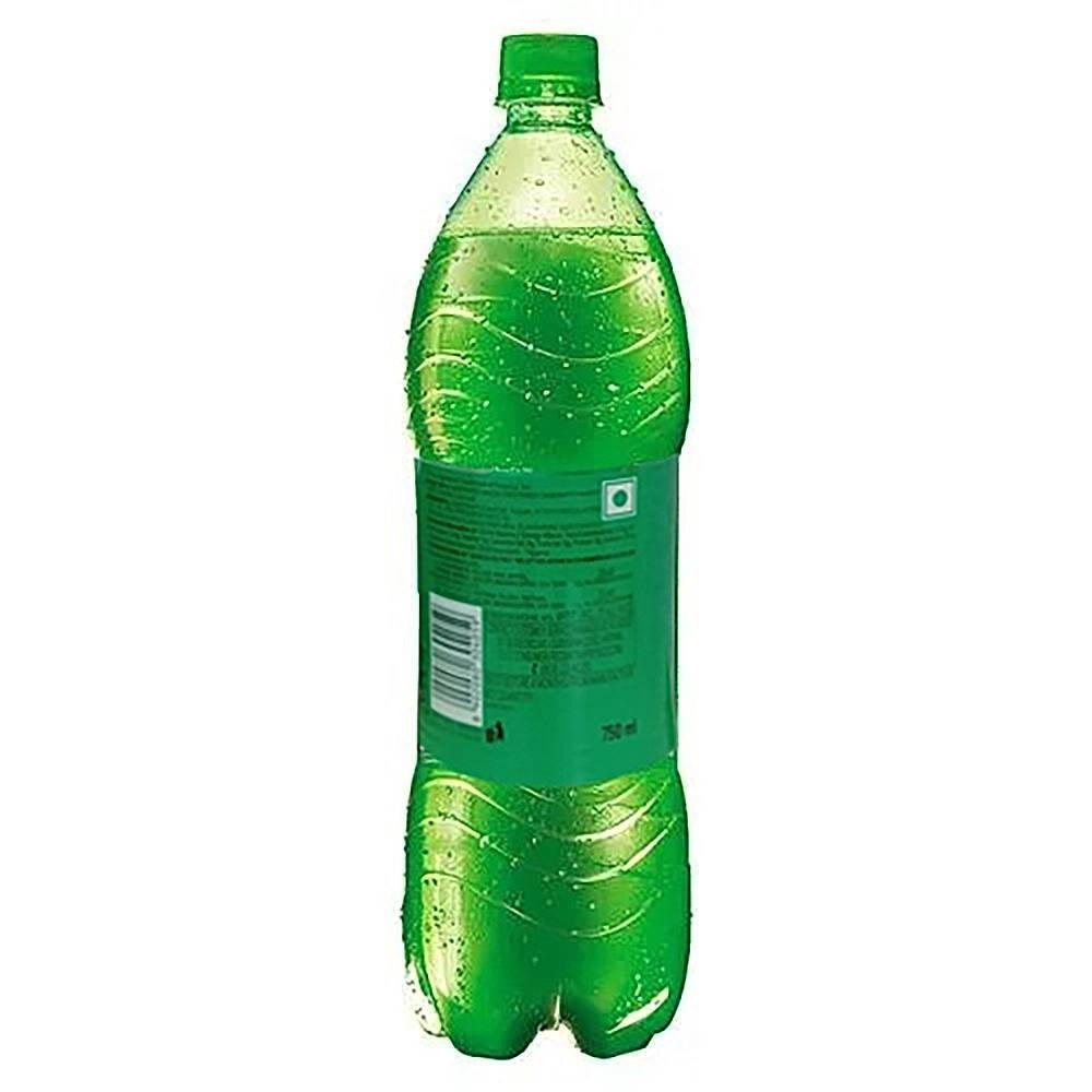 7 Up Clear Soft Drink Petbottle 750 ml